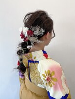 ボンドヘアステージ 良福寺店(BOND hair stage) 成人式・卒業式・浴衣におすすめ!特別な日を彩る華やかまとめ髪