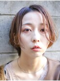 ハンサムショート　ニュアンスパーマ癖毛風　ベージュブラウン