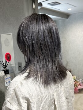 ラック(LUCK) バレイヤージュ/船橋/くすみベージュ/細めハイライト