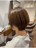 ショートボブ