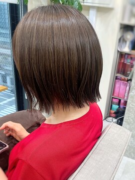 バッカ 横浜桜木町店(BACCA) 切りっぱなしボブ、ダークグレー