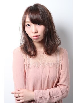 キュリオ 尾山台(curio) curio（キュリオ）尾山台/自由が丘　抜け感ゆるふわ大人セミディ