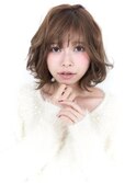 【QUATRO】クラシカル×ミルクティーカラー×グランジパーマ
