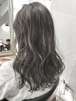 アクトゥス(AEQUITAS)&nbsp;グレイジュハイライトダークアッシュ【池袋/20代/30代/40代】