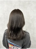 オリーブベージュ