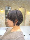 くびれショートスタイル