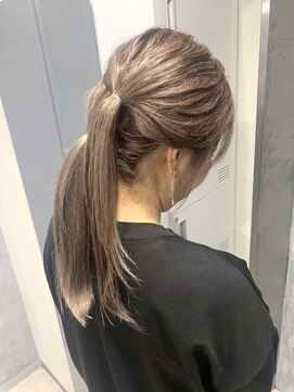 グラッジ 池袋(GLADGE) ベージュ、ミルクティー、ダブルカラー、ブリーチカラー