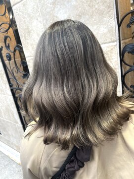 ティンク 横浜(Tink) cool！！シルバーグレー/Tink横浜　小林　あかり