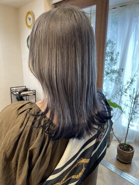 インビテーション(invitation) ◎グレーカラーとブラック裾カラー◎