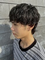 ヒュイル バイ ニアウ(Hwyl by Niau) マッシュウルフシャドウパーマスパイラルナチュラルマッシュ