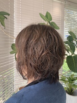アース 三田南ウッディタウン店(HAIR&MAKE EARTH) ミディアムウルフパーマくびれひし形抜け感