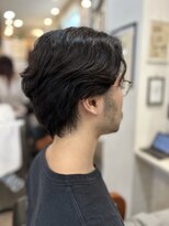サロン ハナノ(Salon Hanano)&nbsp;メガネの似合うニュアンスパーマ毛流れメンズパーマ
