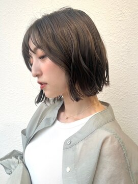 カバーヘアアンドスパ ブリス 浦和(COVER HAIR&SPA bliss) 垢抜けくびれボブ/切りっぱなし/外ハネ/オリーブグレージュp浦和