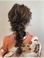 カシェ シモムラ(Cashe'e SHIMOMURA)&nbsp;着物お呼ばれアレンジ