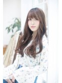 大人ロングパーマスタイル