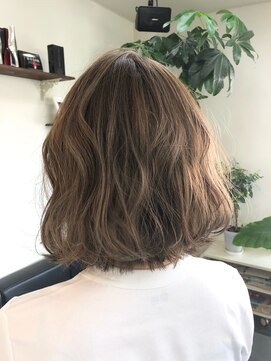 キュービック CuBic ミルクティーベージュ