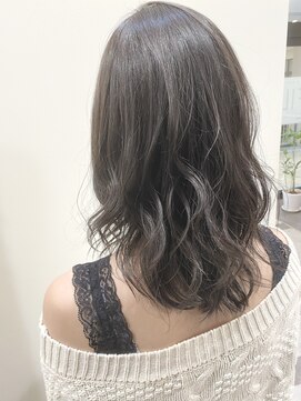 クララ カシハラ(CLALA Kashihara) 赤味ゼロアッシュグレージュ