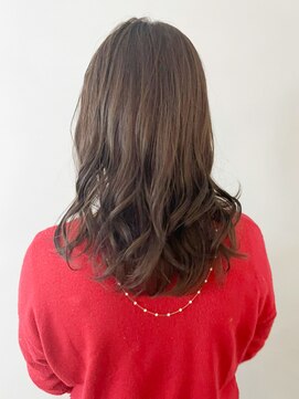 アイティーバイアルバム 松戸店(IT by ALBUM) オリーブロング_フェザーバングマッシュショート_ba322751