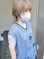 カフカ(CAFCA)&nbsp;ホワイトシルバーウルフ