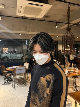 ロジッタ(ROJITHA) 【ROJITHA原宿表参道】センターパート×ハイライト