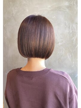 コレット(COLETTE) 【ぷつっと◎】切りっぱなしボブ×イルミナカラー