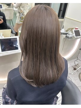 ロンド マーレ 天神大名店(Lond mare) 透明感カラー/ベージュカラー/ミディアムヘア/顔まわりカット