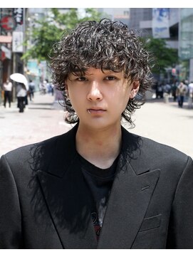 ゴールド 京都(GOALD) マッシュウルフ　ツイストスパイラル　スパイラル　メンズパーマ