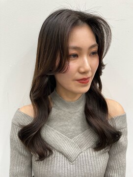 アミー 駒澤(Ammy komazawa) #切りっぱなしボブ #前下りボブ #顔周りレイヤー #小顔カット