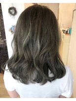 グランジュテ(grandjute)&nbsp;インナーカラー★ハイライト★イルミナカラー★カット★縮毛矯正