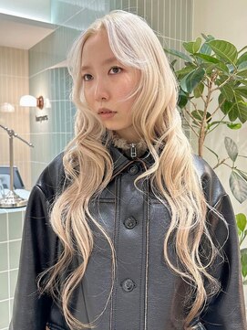 ホワイトベージュエンドカラー