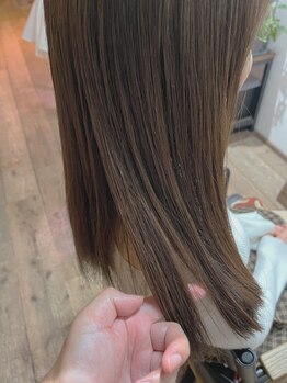 【ナチュラル・ライフスタイル】に沿ったストレート。適格な判断と施術で満足間違いなし！