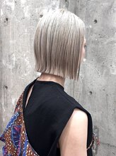 イデア(idea)&nbsp;ボブ/切りっぱなしボブ/ケアブリーチ/ホワイトベージュ