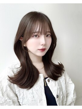 アマトウキョウスマートサロン(AMA TOKYO×Smart Salon) 韓国ヘア レイヤー 顔まわり