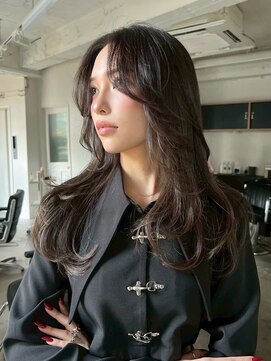 ランプ 代官山(the lamp) 透明感アッシュブラウン大人レイヤーカットロング20代30代