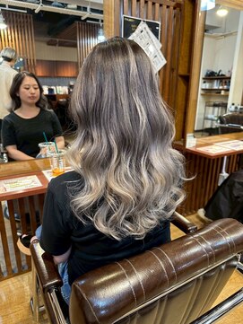 ブリッツ レボ(BLITZ-REVO) 着物ヘア/ダークアッシュ/ミディアムレイヤーカット/柏駅