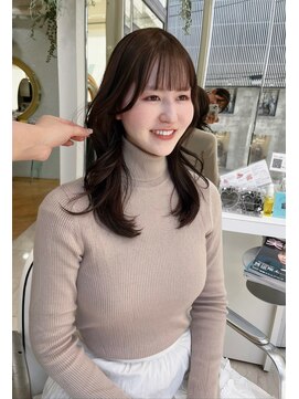 オブヘアージユウガオカ(Of HAIR Jiyugaoka) 【ミディアムレイヤー】