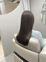 ルッカ(Lucca) 上質な艶髪オリーブベージュ