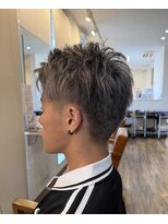ヘアアンドリラクゼーション ジン(Jinn)&nbsp;メンズカットWカラー