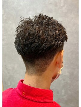 ベアーフルート 恵比寿店(BearFruit) 毛流れパーマ × メンズカット