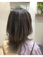 ヘアーアミューズ パール(Hair Amuse) ウルフレイヤー。アッシュ系のハイライトカラーで立体的に。