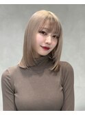 ミルクティーベージュ