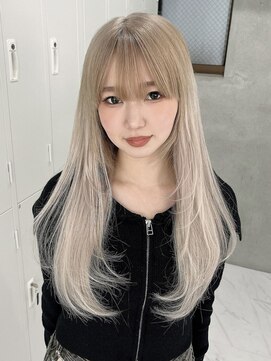 スウィープ(sweep) エクステでハイトーンロングヘアに☆