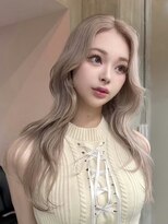 ソル ジングウマエ(SOL JINGUMAE) 原宿ペールピンクベージュブロンドシルバー顔周りレイヤー韓国風