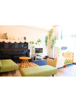 【吹田/千里丘】鏡で見える位置にキッズスペース完備の愛されサロン☆お子様連れでもゆったりとした時間◎