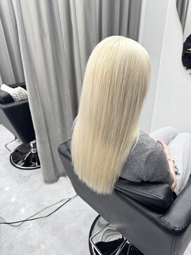 モア シルエ(MoA cilue) ホワイトブロンド