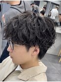 渋谷シャドウパーマメンズマッシュウルフカットルーズパーマ