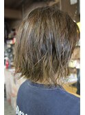癖をいかした＊グレージュインナーカラーボブ