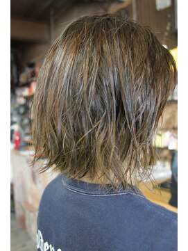 オーバーキャプテンネイキッド(OVER CAPTAIN NAKED) 癖をいかした＊グレージュインナーカラーボブ