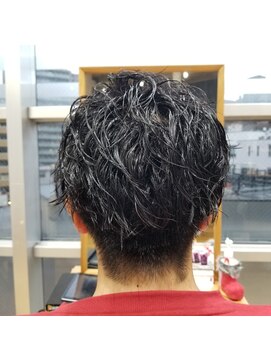 カルテット(Quartetto) イメチェンピンクベージュアンブレラカラー前髪八王子