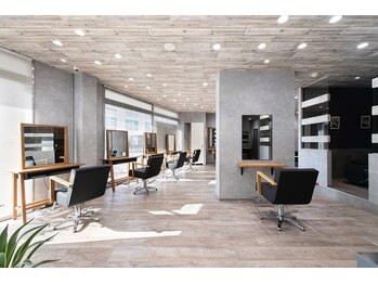 Moana by HEADLIGHT 二俣川店【モアナ バイ ヘッドライト】